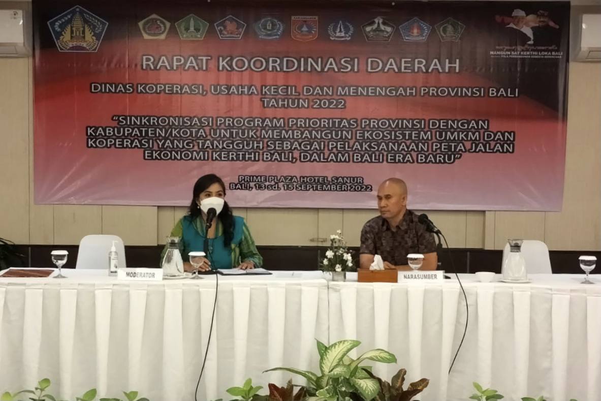 Samakan Persepsi Kepala UPT Unud Menjadi Moderator Rakorda Dinas