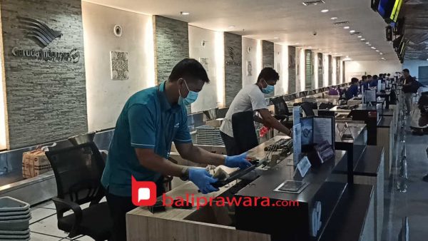  Desinfeksi dan Pembersihan Dilakukan Di 51 Titik Fasilitas Bandara Ngurah Rai