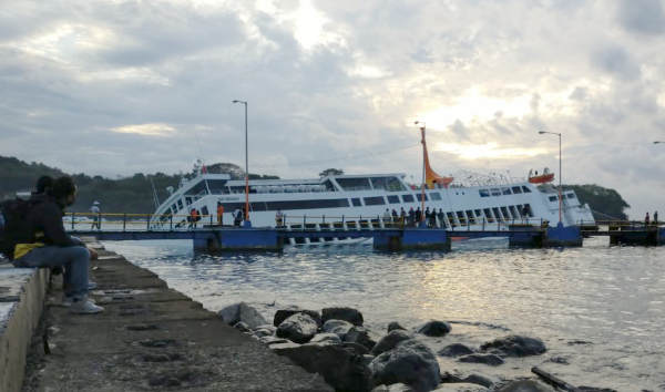  KMP Dharma Rucitra III Nyaris Tenggelam di Perairan Padangbai