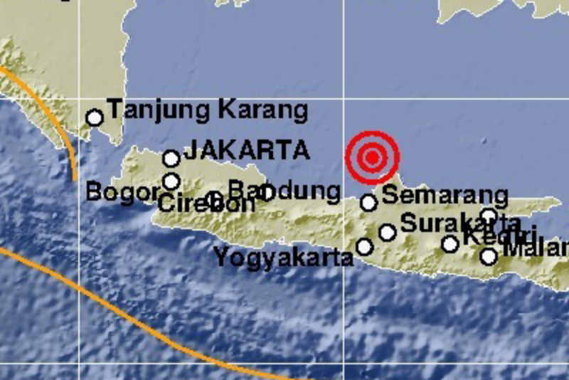  Gempabumi Tektonik M6,1 di Laut Jawa, Dirasakan Hingga Denpasar  