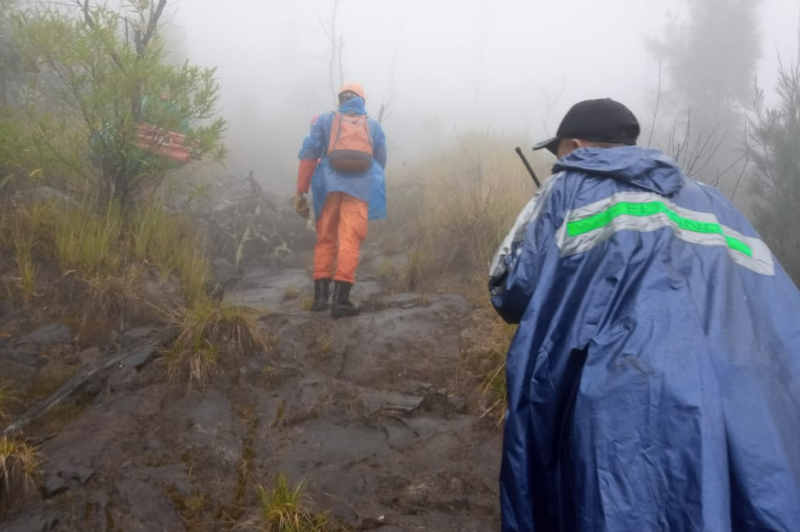  Terpisah Dari Rombongan, Dua Orang Pendaki Tersesat di Gunung Agung