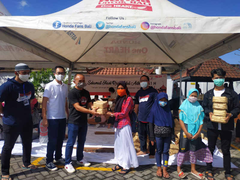  Berbagi Dengan Anak Panti Asuhan, Astra Motor Bali Bagikan Daging Qurban Saat Iduladha 