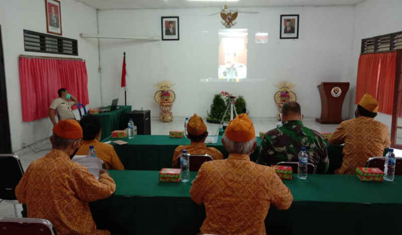  Komsos TNI Bersama KBT Secara Virtual 