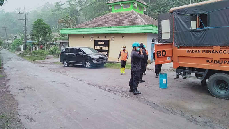  Awan Panas Guguran Gunung Semeru Berjarak Luncur 2.000 Meter