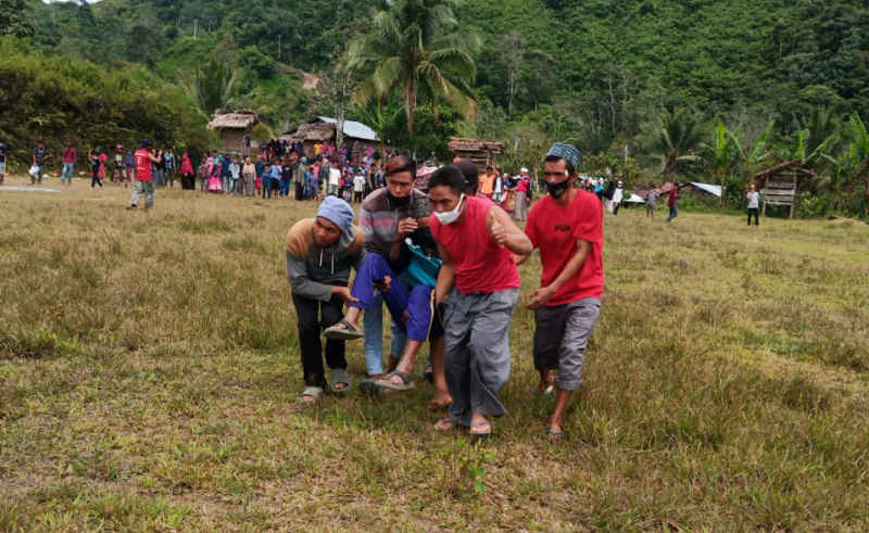  Evakuasi Warga Sakit Terisolir Pascagempa Sulbar, BNPB Kerahkan Helikopter  