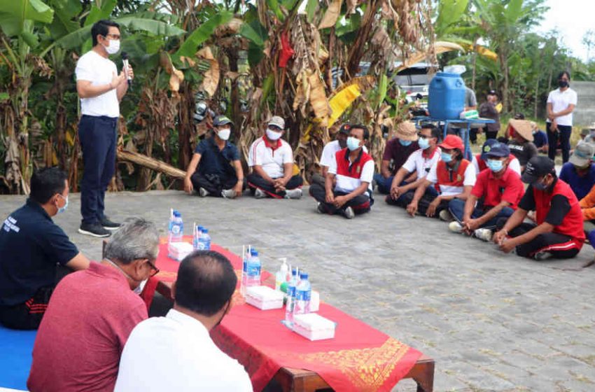  Serap Ratusan Tenaga Kerja, Sekda Adi Arnawa Buka PKTD di Subak Yeh Let Desa Cemagi