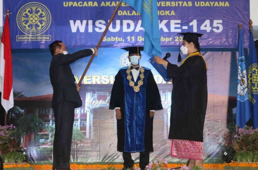  Penghujung Tahun 2021, Unud Lepas 474 Wisudawan pada Wisuda ke-145 