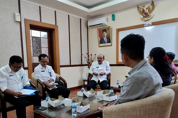  Tanggulangi Stunting di Karangasem, Tim CPHI FK Unud Audensi dengan Wakil Bupati