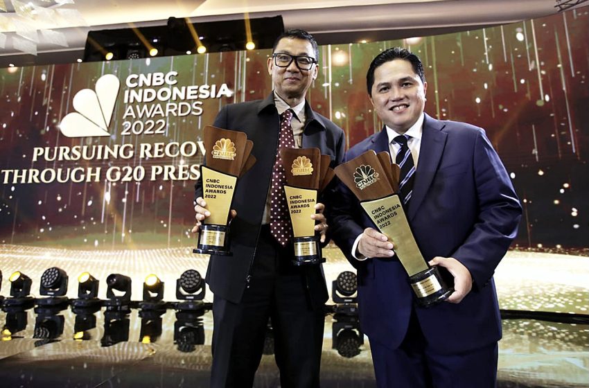  Dirut PLN Dinobatkan Jadi CEO of The Year