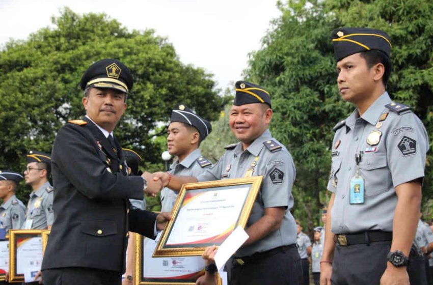  Upacara HDKD Kemenkumham ke-78, Imigrasi Ngurah Rai Raih Tiga Penghargaan Kehumasan