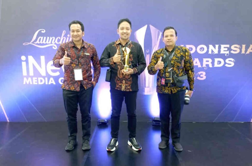  Bupati Giri Prasta Terima Penghargaan Indonesia Awards 2023