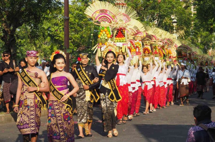  Angkat Konsep Angelus Bhuana, HUT ke-14 Mangupura Dimeriahkan Parade Budaya