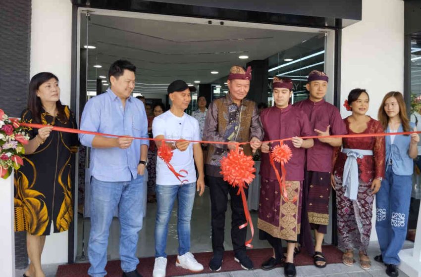  V-Kool Dewata Indo Lestari Resmikan Outlet Terbesar dan Terbaru di Denpasar