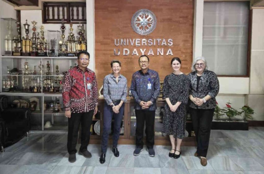  Konsul Jenderal Australia Lakukan Pertemuan dengan Rektor Unud