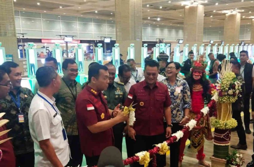  Dirjen Imigrasi Resmikan 30 Unit Autogate di Bandara Ngurah Rai, Persingkat Waktu Pemeriksaan Keimigrasian 