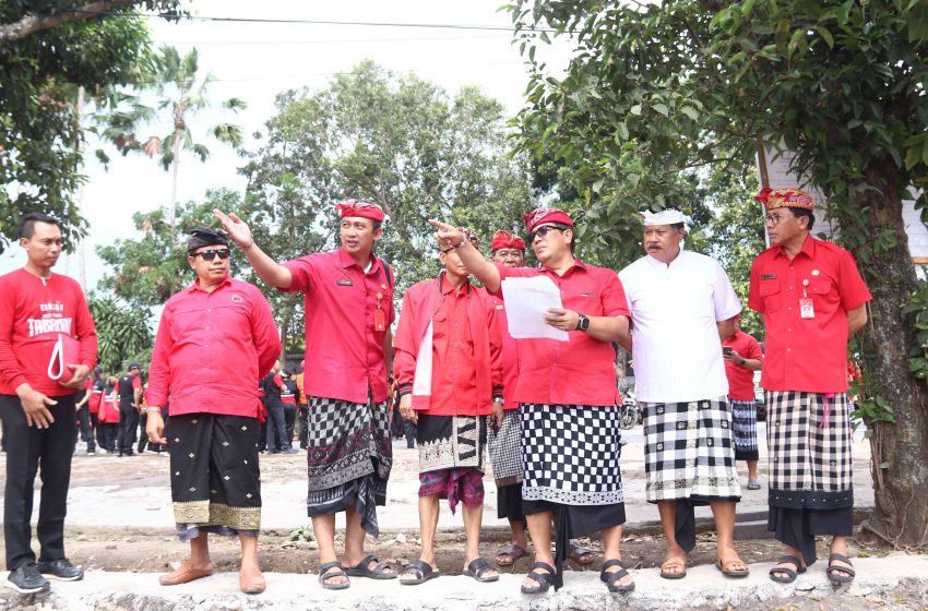  Bupati Sanjaya Tinjau Pembangunan Taman Perjuangan Singasana dan Resmikan Jalan Debes dan Jalan Rama 