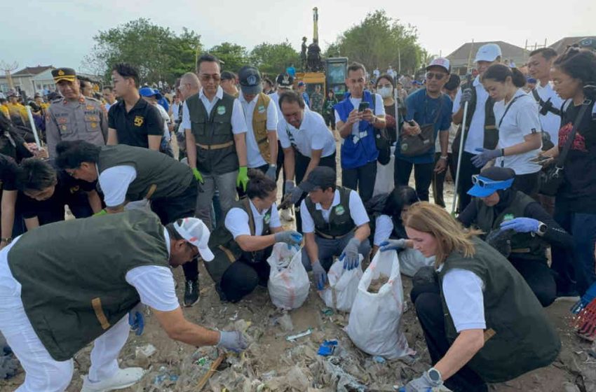  Aksi Bersih Sampah Laut Sasar Tiga Pantai di Badung, Kementerian Lingkungan Hidup Libatkan 8600 Peserta