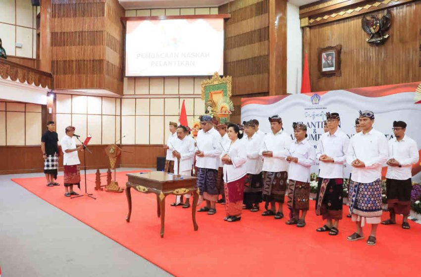  Lantik Pejabat Tinggi Pratama, Gubernur Koster Minta Kerja Ekstra Keras, Kreatif, dan Inovatif