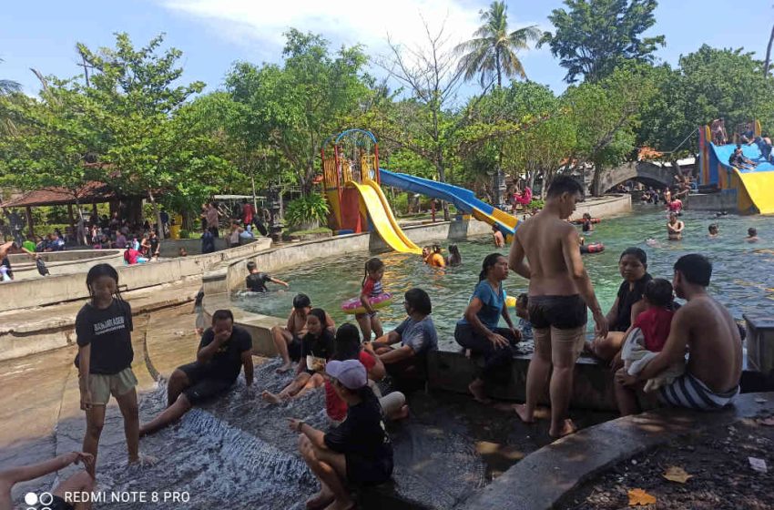  Rasakan Segarnya Air Kolam Renang Yeh Sanih