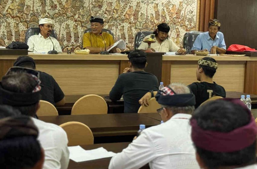  Desa Adat Pecatu Susun Pararem Kasukretan Krama, Jadi Dasar Hukum Tegas, Namun Adil Bagi Seluruh Warga