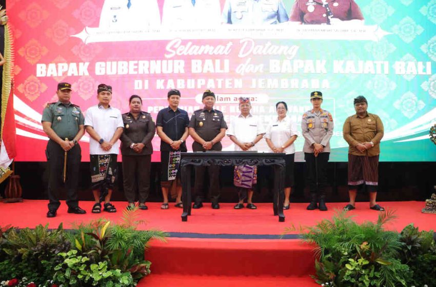  Hukum Adat  dan Modern Menyatu di Bale Kertha Adhyaksa, Gubernur Koster Harap Cegah Persoalan Hukum di Bali