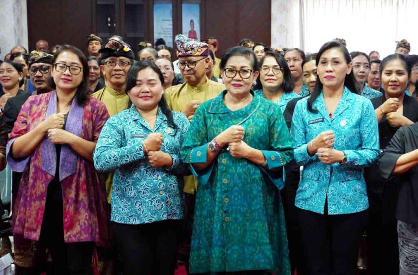 Putri Koster Ajak Masyarakat Ubud dan Payangan Bangkitkan Kesadaran Kolektif Atasi Persoalan Sampah