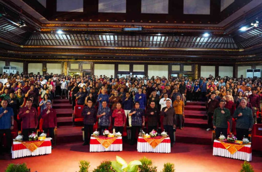 Gubernur Koster Minta Pelaku Usaha Pariwisata Terlibat Aktif Sukseskan PWA