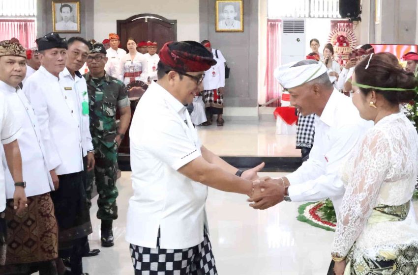  Bupati Sanjaya Tekankan Sinergi dalam Rapat Paripurna PAW DPRD Tabanan