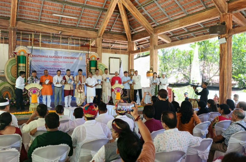 The Fourth Global Sanskrit Conference, Bahasa Sansekerta “Satukan” Cendekiawan Dunia di UHN Sugriwa