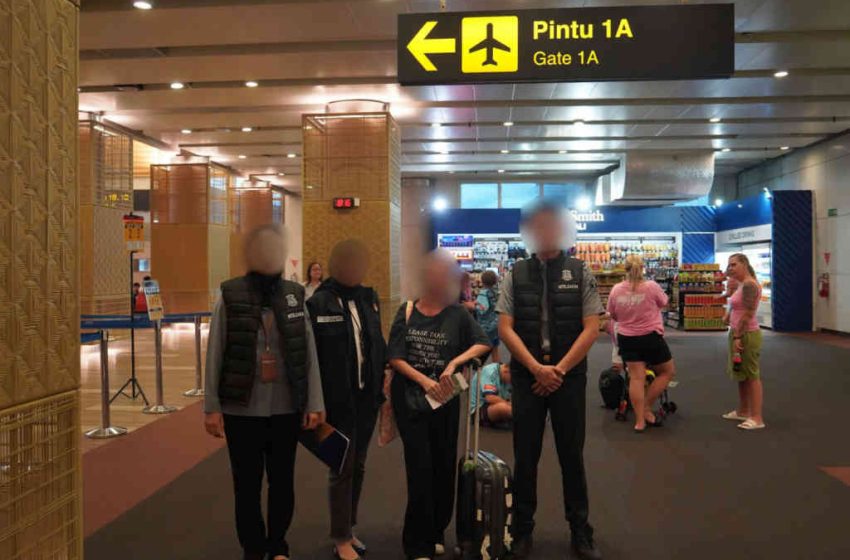  Salah Gunakan Visa On Arrival untuk Bekerja, Perempuan Asal Prancis Dideportasi Imigrasi Ngurah Rai