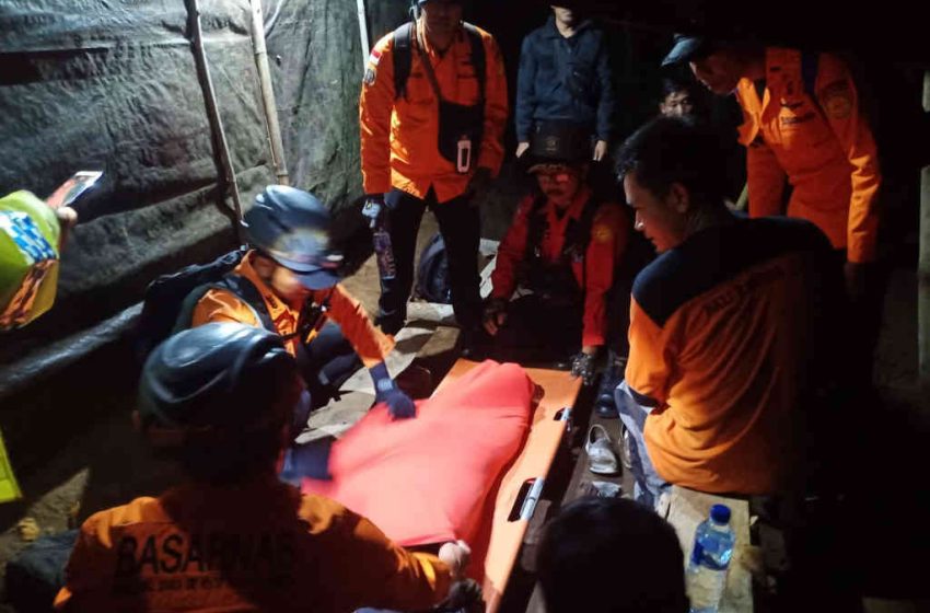  Pendaki Perempuan Dievakuasi dari Gunung Sanghyang Akibat Kelelahan dan Sesak Nafas