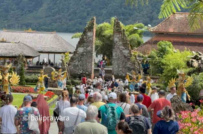  DTW Ulun Danu Beratan Catat Lonjakan Kunjungan Wisatawan Saat Libur Nataru