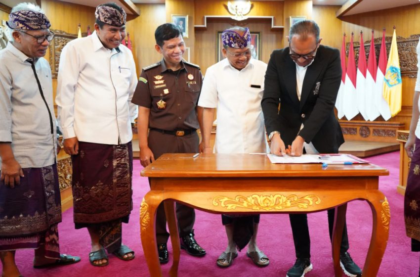  Optimalisasi Aset Daerah, Gubernur Koster Teken Perjanjian Pemanfaatan Tanah Kawasan Lot S5 Nusa Dua dengan PT BDL