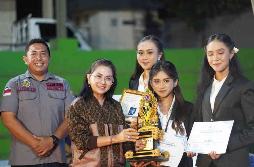  Bunda Anti Narkoba Tutup Lomba Kadarkum Desa Darmasaba