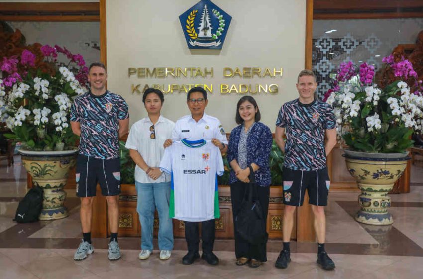  Bupati Adi Arnawa Terima Kunjungan Tranmere Rovers Inggris, Jalin Kerjasama Pembinaan Sepakbola