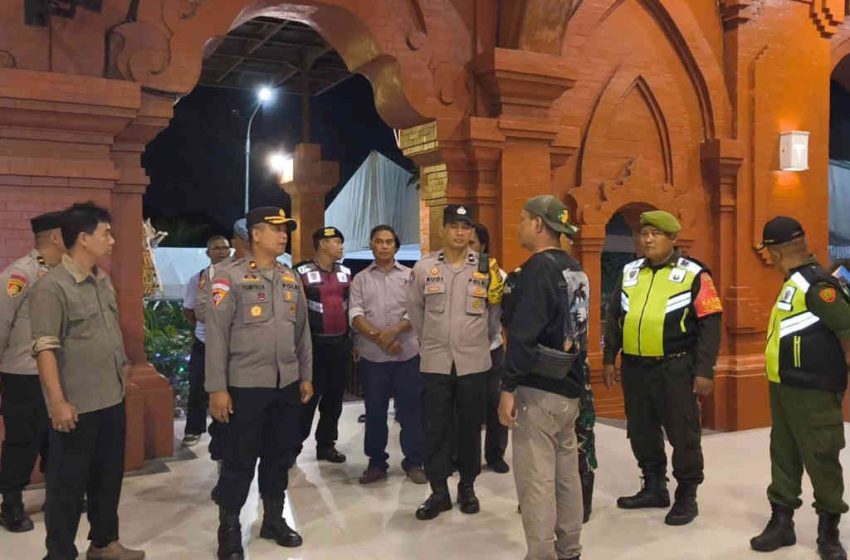  Polsek Dentim Gelar Patroli Gabungan, Pastikan Gereja Aman Jelang Natal 2025