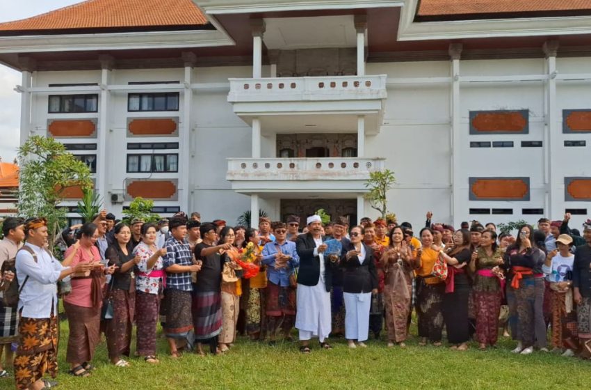  Implementasi Program Pusat dan Jelang Tumpek Uye, UHN Sugriwa Lepas Satwa dan Tanam Pohon