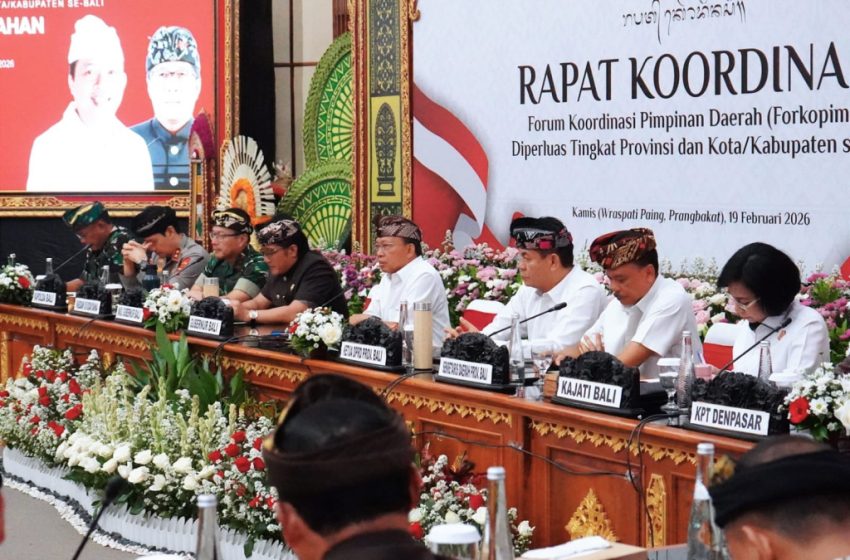 Gubernur Koster Pimpin Rakor Forkopimda se-Bali, Perkuat Penanganan Sampah dan Tata Kelola Pariwisata