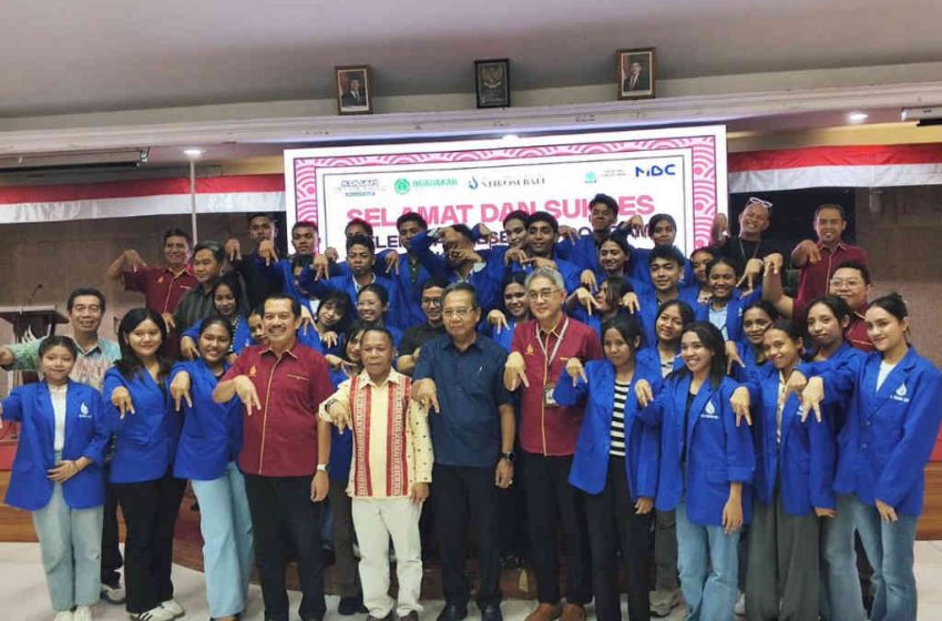  Bupati Ngada Lepas Mahasiswanya ke Jepang