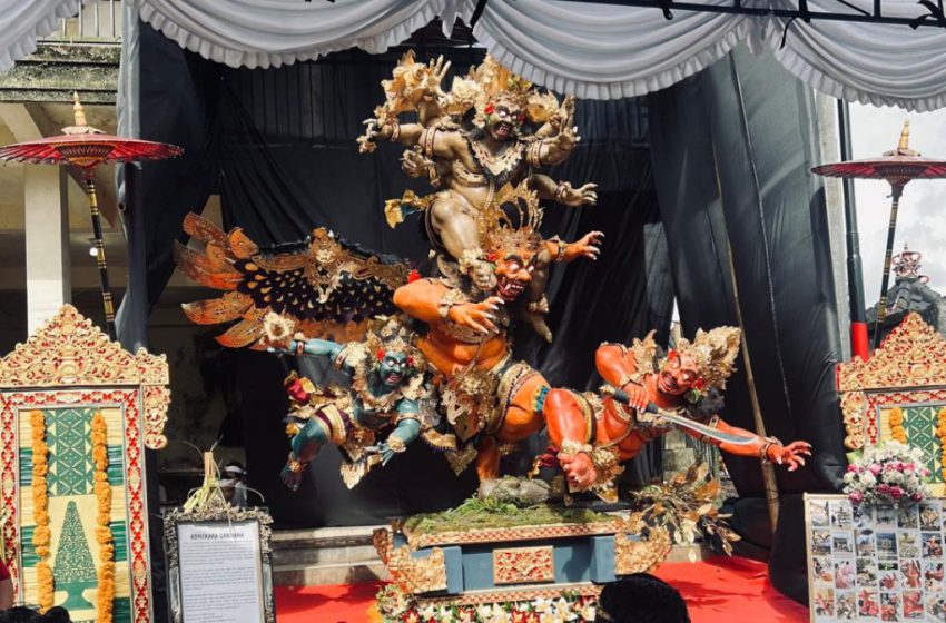  Festival Ogoh-ogoh Singasana III, Ogoh-ogoh “Adhikara Grahana” ‎STT Darma Bhakti Banjar Tampakkarang Desa Apuan Wakili Kecamatan Baturiti