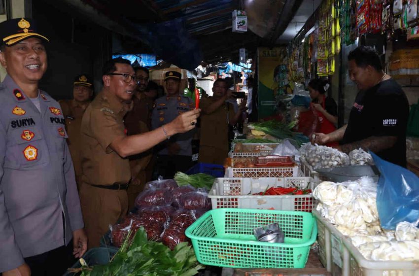  Jelang Hari Raya, Forkopimda Sidak Harga Pasar Tradisional 