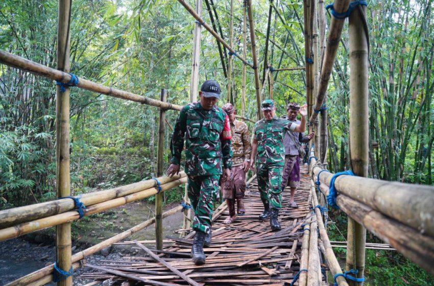  Kunjungan Kerja ke Jembrana, Pangdam IX/Udayana Tinjau KDMP dan Jembatan Garuda