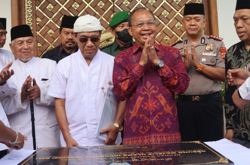  Resmikan Gedung MUI Bali, Gubernur Koster Ajak Bangun Kehidupan Masyarakat Bali yang Nyaman, Damai dan Kondusif