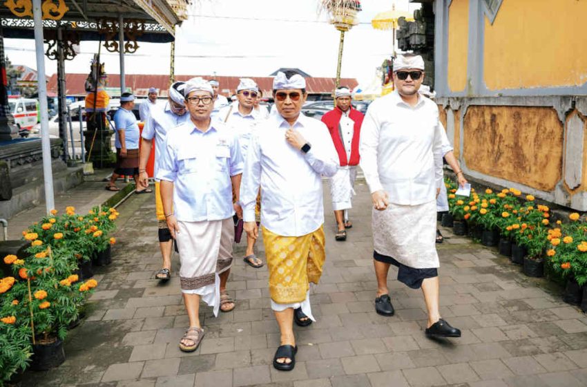  Pemkab Badung Fasilitasi Bus Tirtayatra Untuk Desa Adat