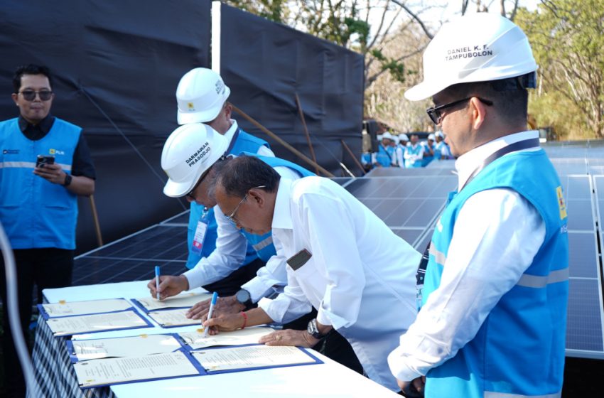  Gubernur Koster – PT PLN Tandatangani Kesepakatan Percepatan Pengembangan Infrastruktur Ketenagalistrikan Berbasis Energi Terbarukan