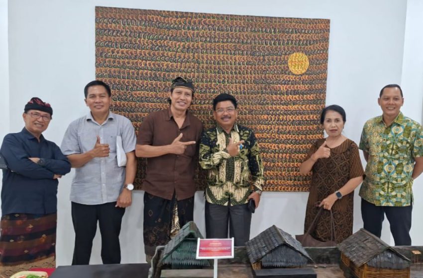  “Malam Temaram” Karya Sujana Suklu: Purnama Penanda Waktu Melampaui Waktu